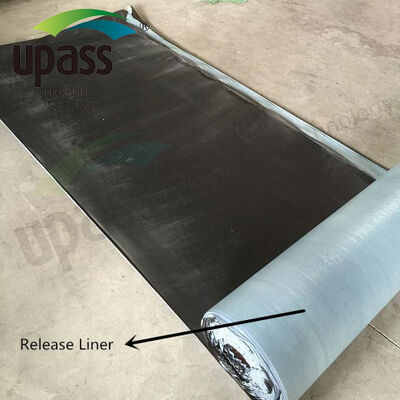 Serviço de corte Filme de liberação de polipropileno cinza claro Filme plástico 50MIC1050cm Rolo de betume Telhado de membrana impermeável