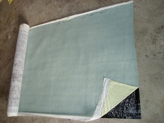 Liner de liberação de PE revestido com silicone com espessura de 0,03 mm-0,07 mm para membranas e fitas de impermeabilização ISO9001: 2018 Impressão certificada e personalizada