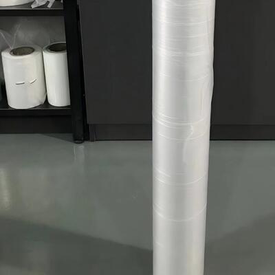 Filme Perfurável de PEAD para Membrana Impermeabilizante SBS Largura Personalizável Distribuição de Furos Corte Moldagem por Sopro Corona/Silicone