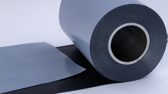 Película Laminada Cruzada de Alta Resistência 60F Moldagem por Sopro PE LDPE Filme de Poliéster Rolo Materiais de Isolamento Revestidos Corte