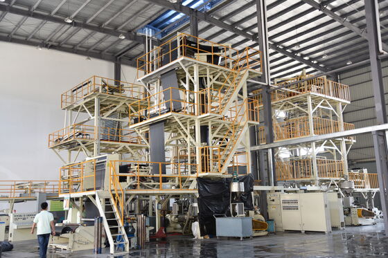 Filme laminado cruzado HDPE para membranas impermeáveis ​​de asfalto e cobertura sintética