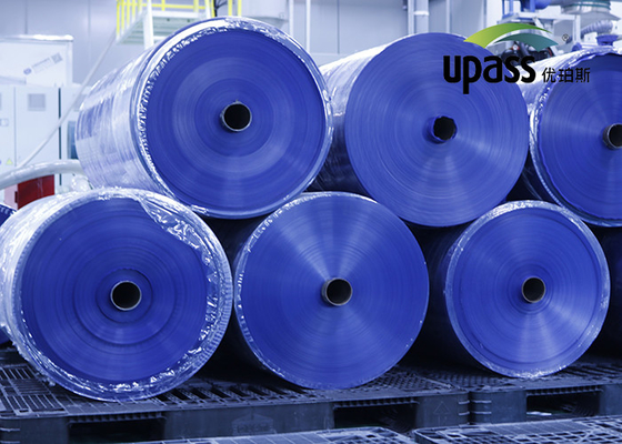 Filme de plástico laminado transversal Waterproofing do Hdpe da resistência de rasgo do filme